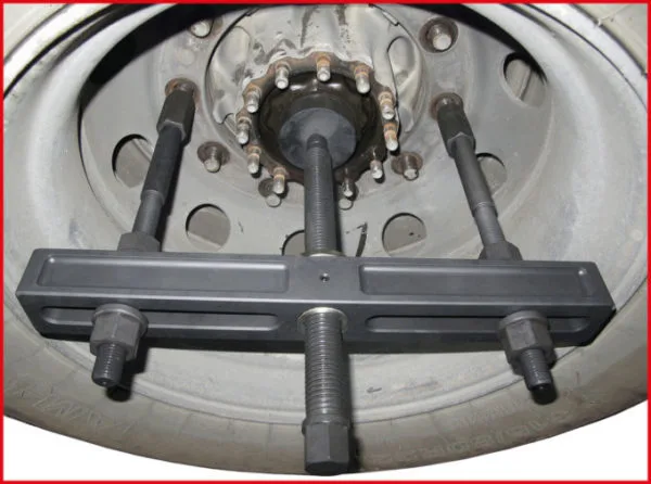 Kstools 460.1765 Yleismallinen kuorma-auton pyörännavan irrotussarja, 27-osaa - Image 4