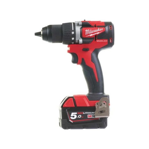 Milwaukee M18 CBLDD-502C Hiiliharjaton Porakone/Ruuvinväännin 2 x 5.0 Ah akuilla & laturilla