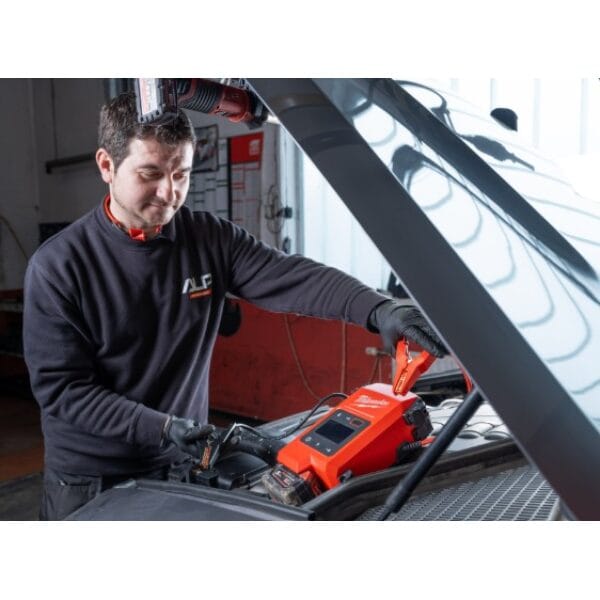 Milwaukee M18 JS2000 apukäynnistin - Image 2