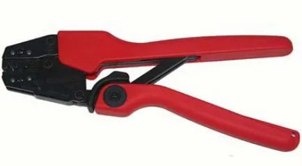 Liitinpihdit avorunkoislle liittimile